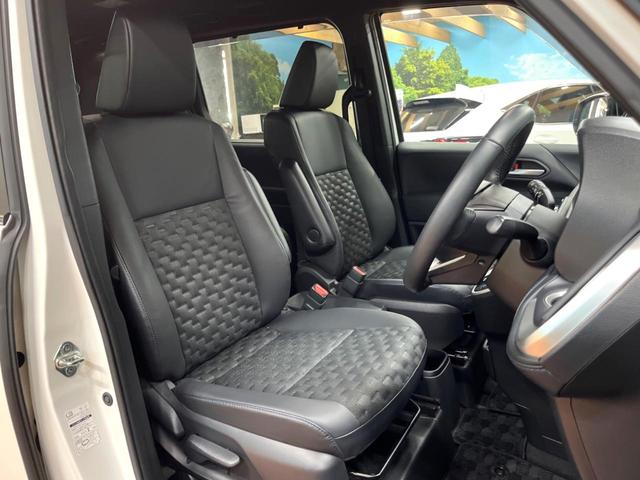 ヴォクシー S-Z 後席モニター 快適利便PKG 3眼LEDヘッド 10型ナビ 禁煙車 両側電動ドア 電動リアゲート シートヒーター レーダークルーズ 衝突軽減 クリアランスソナー バックカメラ Bluetooth(8枚目)