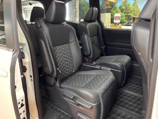 ヴォクシー S-Z 後席モニター 快適利便PKG 3眼LEDヘッド 10型ナビ 禁煙車 両側電動ドア 電動リアゲート シートヒーター レーダークルーズ 衝突軽減 クリアランスソナー バックカメラ Bluetooth(9枚目)