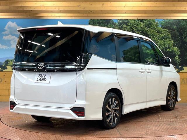 ヴォクシー S-Z 後席モニター 快適利便PKG 3眼LEDヘッド 10型ナビ 禁煙車 両側電動ドア 電動リアゲート シートヒーター レーダークルーズ 衝突軽減 クリアランスソナー バックカメラ Bluetooth(17枚目)