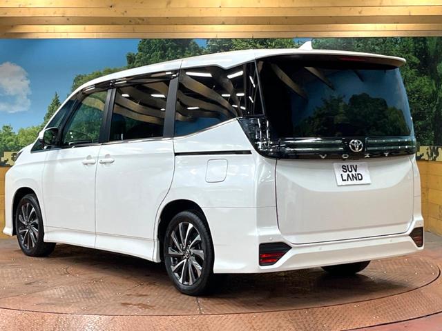 ヴォクシー S-Z 後席モニター 快適利便PKG 3眼LEDヘッド 10型ナビ 禁煙車 両側電動ドア 電動リアゲート シートヒーター レーダークルーズ 衝突軽減 クリアランスソナー バックカメラ Bluetooth(62枚目)