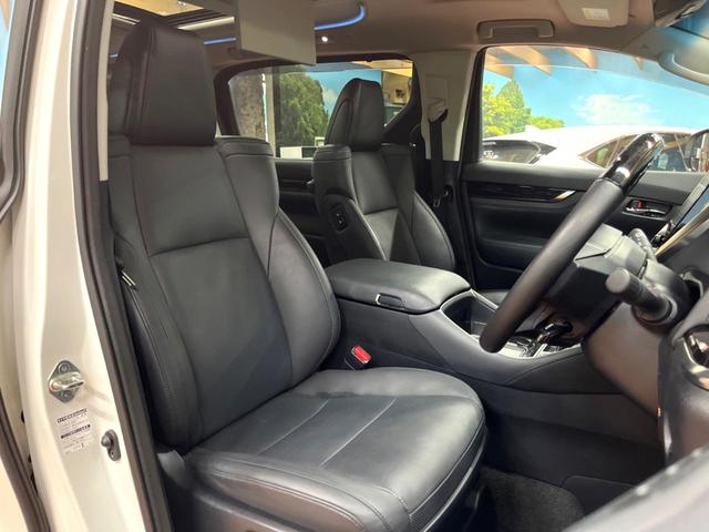 アルファード 2.5S Cパッケージ サンルーフ TRDフルエアロ 両側電動ドア 後席モニター レーダークルーズ バックカメラ 衝突被害軽減システム 禁煙車 電動リアゲート レザー調シート 前席シートエアコン ドラレコ コーナーセンサー(8枚目)