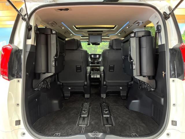 アルファード 2.5S Cパッケージ サンルーフ TRDフルエアロ 両側電動ドア 後席モニター レーダークルーズ バックカメラ 衝突被害軽減システム 禁煙車 電動リアゲート レザー調シート 前席シートエアコン ドラレコ コーナーセンサー(11枚目)