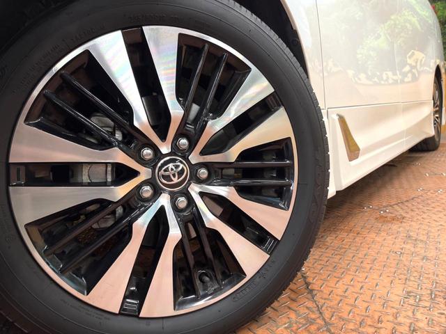 アルファード 2.5S Cパッケージ サンルーフ TRDフルエアロ 両側電動ドア 後席モニター レーダークルーズ バックカメラ 衝突被害軽減システム 禁煙車 電動リアゲート レザー調シート 前席シートエアコン ドラレコ コーナーセンサー(13枚目)