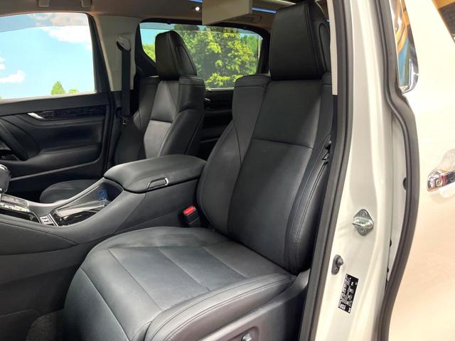 アルファード 2.5S Cパッケージ サンルーフ TRDフルエアロ 両側電動ドア 後席モニター レーダークルーズ バックカメラ 衝突被害軽減システム 禁煙車 電動リアゲート レザー調シート 前席シートエアコン ドラレコ コーナーセンサー(22枚目)