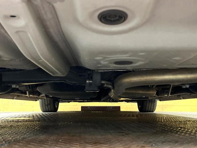 アルファード 2.5S Cパッケージ サンルーフ TRDフルエアロ 両側電動ドア 後席モニター レーダークルーズ バックカメラ 衝突被害軽減システム 禁煙車 電動リアゲート レザー調シート 前席シートエアコン ドラレコ コーナーセンサー(27枚目)