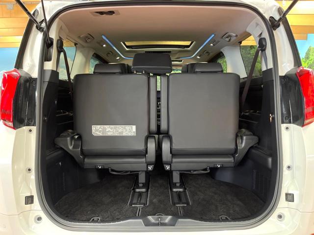 アルファード 2.5S Cパッケージ サンルーフ TRDフルエアロ 両側電動ドア 後席モニター レーダークルーズ バックカメラ 衝突被害軽減システム 禁煙車 電動リアゲート レザー調シート 前席シートエアコン ドラレコ コーナーセンサー(28枚目)