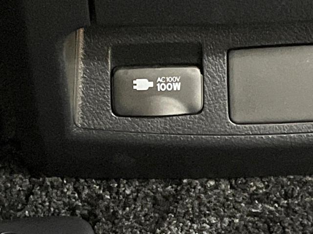 アルファード 2.5S Cパッケージ サンルーフ TRDフルエアロ 両側電動ドア 後席モニター レーダークルーズ バックカメラ 衝突被害軽減システム 禁煙車 電動リアゲート レザー調シート 前席シートエアコン ドラレコ コーナーセンサー(33枚目)