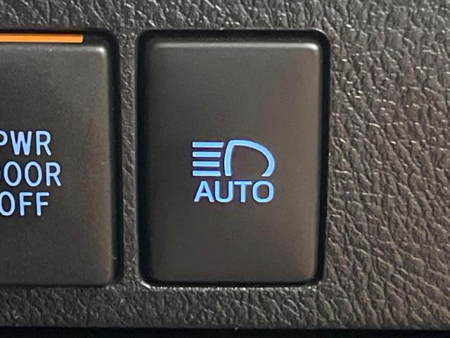 アルファード 2.5S Cパッケージ サンルーフ TRDフルエアロ 両側電動ドア 後席モニター レーダークルーズ バックカメラ 衝突被害軽減システム 禁煙車 電動リアゲート レザー調シート 前席シートエアコン ドラレコ コーナーセンサー(53枚目)