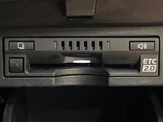 アルファード 2.5S Cパッケージ サンルーフ TRDフルエアロ 両側電動ドア 後席モニター レーダークルーズ バックカメラ 衝突被害軽減システム 禁煙車 電動リアゲート レザー調シート 前席シートエアコン ドラレコ コーナーセンサー(55枚目)