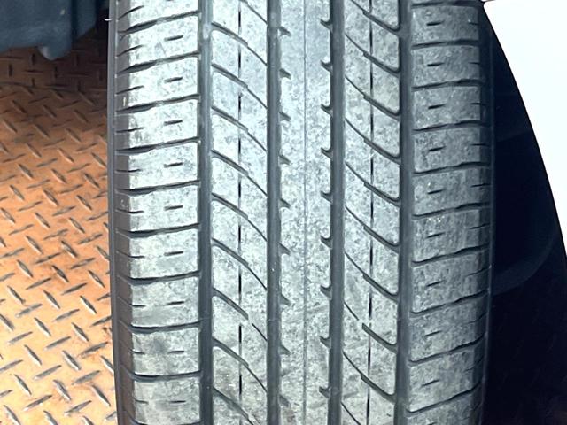 アルファード 2.5S Cパッケージ サンルーフ TRDフルエアロ 両側電動ドア 後席モニター レーダークルーズ バックカメラ 衝突被害軽減システム 禁煙車 電動リアゲート レザー調シート 前席シートエアコン ドラレコ コーナーセンサー(62枚目)