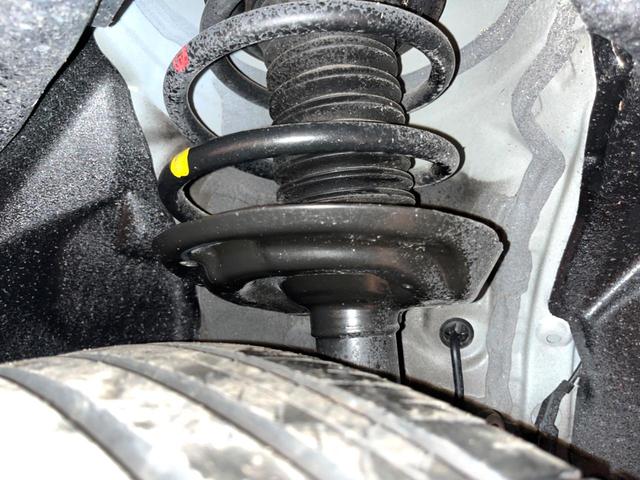 ハリアー G 12型ナビ パワーバックドア デジタルインナーミラー ブラインドスポットモニター レーダークルーズ 衝突軽減 バックカメラ フルセグ 禁煙 パワーシート クリアランスソナー 純正18インチアルミ(20枚目)