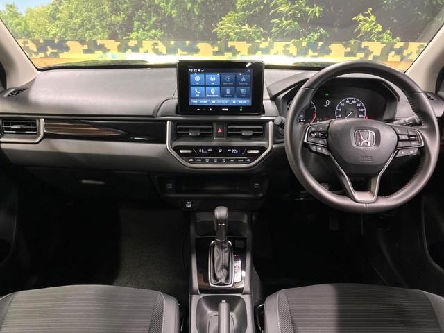 WR-V Z ホンダコネクトディスプレイ バックカメラ レーダークルーズ クリアランスソナー ホンダセンシング 禁煙 純正17インチアルミ LEDヘッド オートエアコン スマートキー Bluetooth接続(2枚目)
