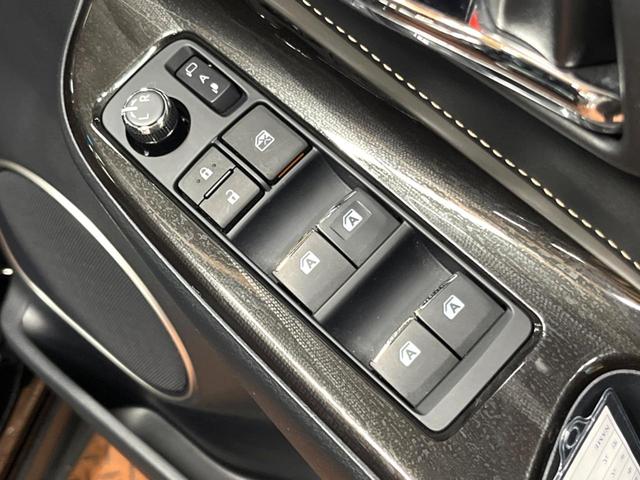 ハリアー プログレス メーカーナビ 全周囲カメラ JBLサウンド 禁煙車 衝突軽減システム レーダークルーズ パワーリアゲート ハーフレザーシート パワーシート コーナーセンサー スマートキー LEDヘッドライト ETC(38枚目)