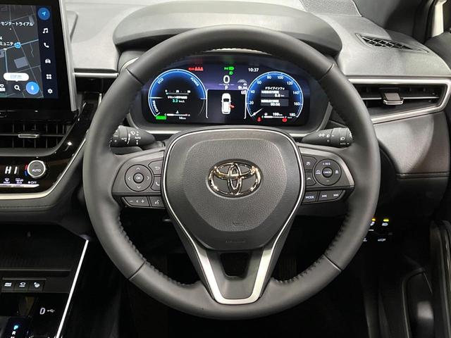 カローラクロス ハイブリッド Z ガラスルーフ トヨタチームメイト ブラインドスポットモニター 10型ナビ 全周囲カメラ レーダークルーズ ハンズフリーパワーバックドア 100V電源 シートベンチレーション 純正18インチアルミ(11枚目)