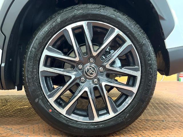 カローラクロス ハイブリッド Z ガラスルーフ トヨタチームメイト ブラインドスポットモニター 10型ナビ 全周囲カメラ レーダークルーズ ハンズフリーパワーバックドア 100V電源 シートベンチレーション 純正18インチアルミ(26枚目)