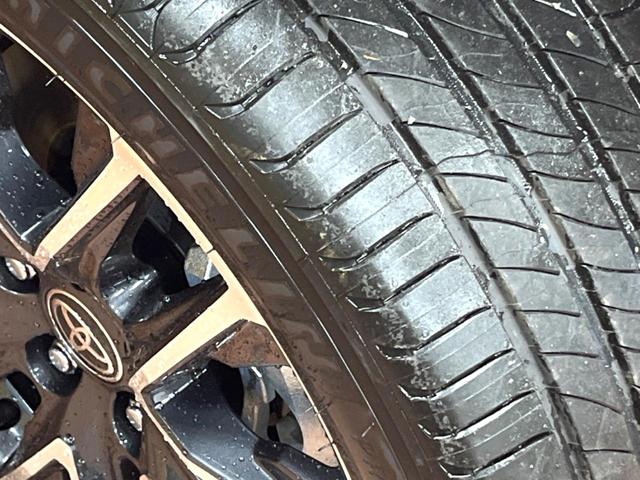 カローラクロス ハイブリッド Z ガラスルーフ トヨタチームメイト ブラインドスポットモニター 10型ナビ 全周囲カメラ レーダークルーズ ハンズフリーパワーバックドア 100V電源 シートベンチレーション 純正18インチアルミ(57枚目)