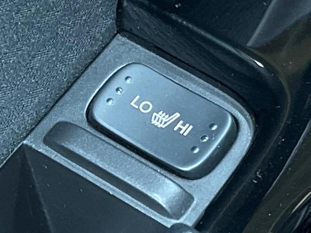 オデッセイハイブリッド e:HEVアブソルート・EX 禁煙車 10型ナビ 全周囲カメラ 両側電動ドア 7人乗り デジタルインナーミラー ブラインドスポットモニター シートヒーター パワーバックドア AC100V電源 レーダークルーズ ホンダセンシング(6枚目)