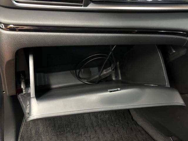 オデッセイハイブリッド e:HEVアブソルート・EX 禁煙車 10型ナビ 全周囲カメラ 両側電動ドア 7人乗り デジタルインナーミラー ブラインドスポットモニター シートヒーター パワーバックドア AC100V電源 レーダークルーズ ホンダセンシング(21枚目)