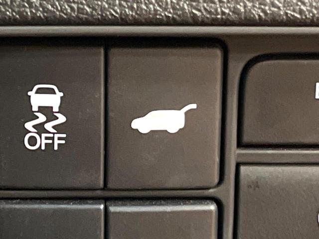 オデッセイハイブリッド e:HEVアブソルート・EX 禁煙車 10型ナビ 全周囲カメラ 両側電動ドア 7人乗り デジタルインナーミラー ブラインドスポットモニター シートヒーター パワーバックドア AC100V電源 レーダークルーズ ホンダセンシング(50枚目)