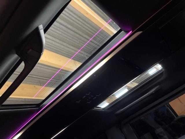 アルファード Z モデリスタエアロ 左右独立ムーンルーフ 後席モニター トヨタチームメイト 14型ナビ 全周囲カメラ ユニバーサルステップ デジタルインナーミラー 両側電動ドア 禁煙車 電動リアドア シートエアコン(4枚目)