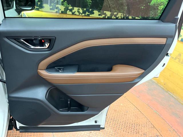 フォレスター プレミアムS:HEV EX 登録済未使用車 セットオプションCJ サンルーフ ハーマンカードン 11型ナビ マルチテレインモニター 茶革シート 視界拡張 スマートリアビューミラー リアビークルディテクション(45枚目)