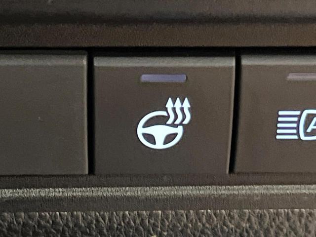 ヤリスクロス ハイブリッドZ 8型ディスプレイオーディオ 全周囲カメラ ブラインドスポットモニター パワーバックドア シートヒーター 禁煙車 レーダークルーズ セーフティセンス パワーシート フルセグ パークアシスト LEDヘッド(52枚目)