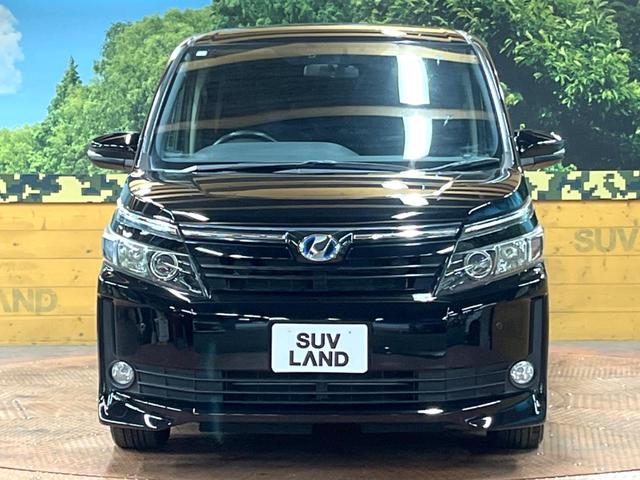 ヴォクシー ハイブリッドV 後席モニター 8型ナビ 両側パワスラ 7人乗り 禁煙車 シートヒーター クルコン LEDヘッド 純正15アルミ リアオートエアコン オートライト コーナーセンサー バックカメラ ETC フルセグTV(14枚目)