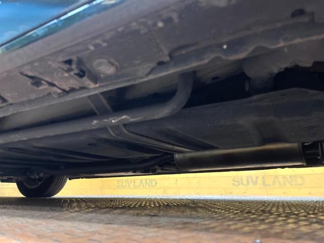 ヴォクシー ハイブリッドV 後席モニター 8型ナビ 両側パワスラ 7人乗り 禁煙車 シートヒーター クルコン LEDヘッド 純正15アルミ リアオートエアコン オートライト コーナーセンサー バックカメラ ETC フルセグTV(43枚目)