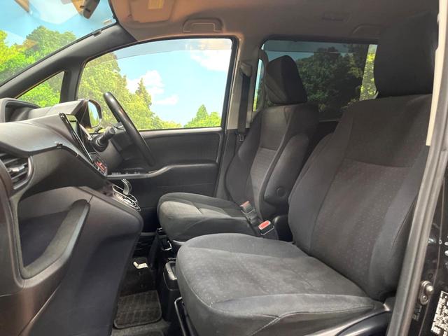 ヴォクシー ハイブリッドV 後席モニター 8型ナビ 両側パワスラ 7人乗り 禁煙車 シートヒーター クルコン LEDヘッド 純正15アルミ リアオートエアコン オートライト コーナーセンサー バックカメラ ETC フルセグTV(45枚目)