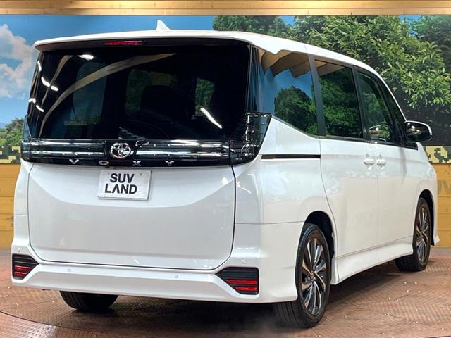 ヴォクシー S-Z 禁煙車 10型ナビ 3眼LEDヘッド 両側電動ドア バックカメラ 衝突軽減システム レーダークルーズ シートヒーター ハーフレザーシート コーナーセンサー LEDヘッド ETC 純正17インチアルミ(17枚目)