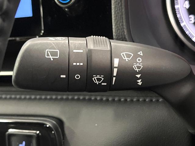 ヴォクシー S-Z 禁煙車 10型ナビ 3眼LEDヘッド 両側電動ドア バックカメラ 衝突軽減システム レーダークルーズ シートヒーター ハーフレザーシート コーナーセンサー LEDヘッド ETC 純正17インチアルミ(30枚目)