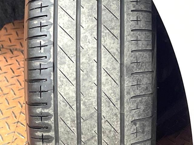 ヴォクシー S-Z 禁煙車 10型ナビ 3眼LEDヘッド 両側電動ドア バックカメラ 衝突軽減システム レーダークルーズ シートヒーター ハーフレザーシート コーナーセンサー LEDヘッド ETC 純正17インチアルミ(51枚目)