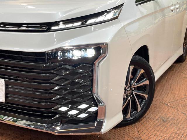 ヴォクシー ハイブリッドS-Z 後席モニター 快適利便PKG トヨタチームメイト 3眼LED 10型ナビ 全周囲カメラ 両側電動ドア 電動リアゲート ブラインドスポットモニター レーダークルーズ クリアランスソナー 禁煙車(12枚目)