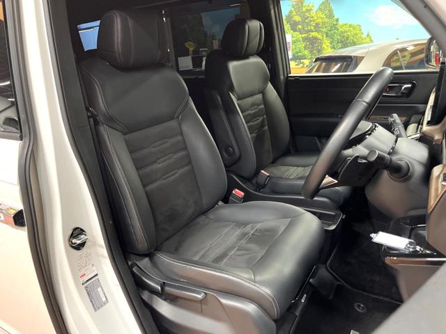 ステップワゴン ｅ：ＨＥＶスパーダ　プレミアムライン　無限エアロ　後席モニター　１１型ナビ　全周囲カメラ　両側電動ドア　電動リアゲート　アドバンスドルームミラー　ブラインドスポットモニター　レーダークルーズ　禁煙車　　クリアランスソナー（8枚目）