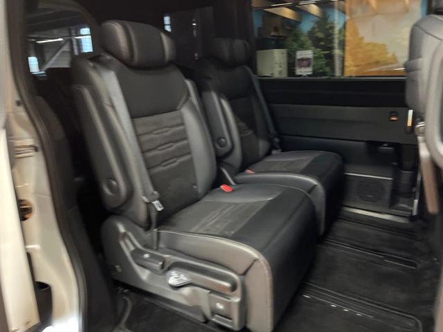 ステップワゴン ｅ：ＨＥＶスパーダ　プレミアムライン　無限エアロ　後席モニター　１１型ナビ　全周囲カメラ　両側電動ドア　電動リアゲート　アドバンスドルームミラー　ブラインドスポットモニター　レーダークルーズ　禁煙車　　クリアランスソナー（9枚目）