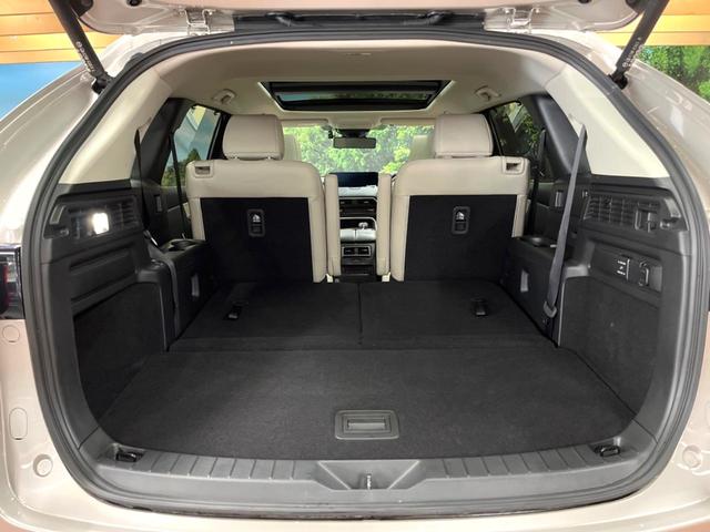 CX-80 XD Lパッケージ パノラマサンルーフ BOSEサウンド 禁煙車 12型ナビ 全周囲カメラ 後席ウォークスルー ブラインドスポットモニター パワーバックドア 衝突軽減 ステアリングヒーター クリアランスソナー フルセグ(11枚目)