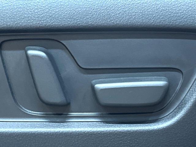 CX-60 XD-ハイブリッド プレミアムスポーツ 純正エアロ パノラマルーフ 12型ナビ 全周囲カメラ BOSE 衝突軽減 レーダークルーズ コーナーセンサー デジタルインナーミラー 禁煙 パワーバックドア パワーシート シートベンチレーション(49枚目)