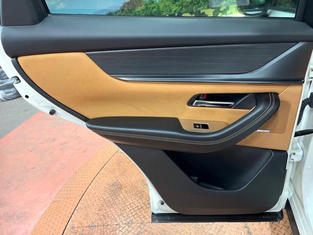 CX-60 XD-ハイブリッド プレミアムスポーツ 純正エアロ パノラマルーフ 12型ナビ 全周囲カメラ BOSE 衝突軽減 レーダークルーズ コーナーセンサー デジタルインナーミラー 禁煙 パワーバックドア パワーシート シートベンチレーション(63枚目)