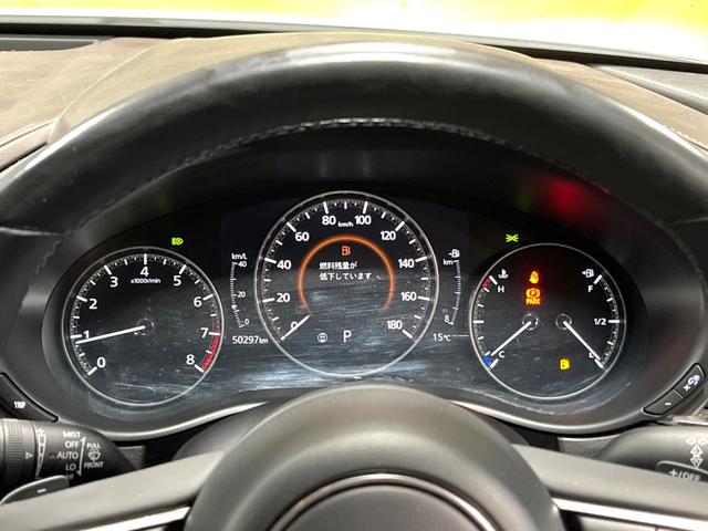 CX-30 20S Lパッケージ 全周囲カメラ 禁煙車 レーダークルーズ 電動リアゲート シートヒーター レザーシート パワーシート ハンドルヒーター コーナーセンサー LEDヘッド ETC 純正18インチアルミ オートハイビーム(28枚目)