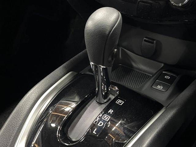 エクストレイル 20Xi ハイブリッド 禁煙車 9型ナビ 全周囲カメラ ルーフレール 全席シートヒーター プロパイロット デジタルインナーミラー 衝突軽減 パワーバックドア LEDヘッド 純正18アルミ クリアランスソナー フルセグ ETC(22枚目)