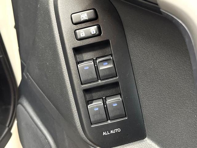 ランドクルーザープラド TX Lパッケージ モデリスタエアロ 禁煙車 メーカーナビ 全周囲カメラ ディーゼル ブラインドスポットモニター 衝突軽減 レーダークルーズ 黒革シート シートエアコン ドラレコ コーナーセンサー LEDヘッド ETC(44枚目)