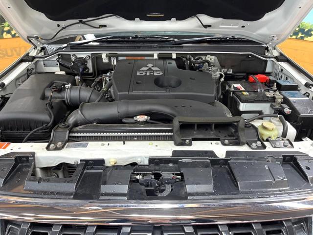 パジェロ ショート VR-II サンルーフ SDナビ バックカメラ クルーズコントロール パワーシート シートヒーター 禁煙車 HIDヘッド ETC 純正18インチアルミ Bluetooth再生 オートマティックハイビーム(17枚目)