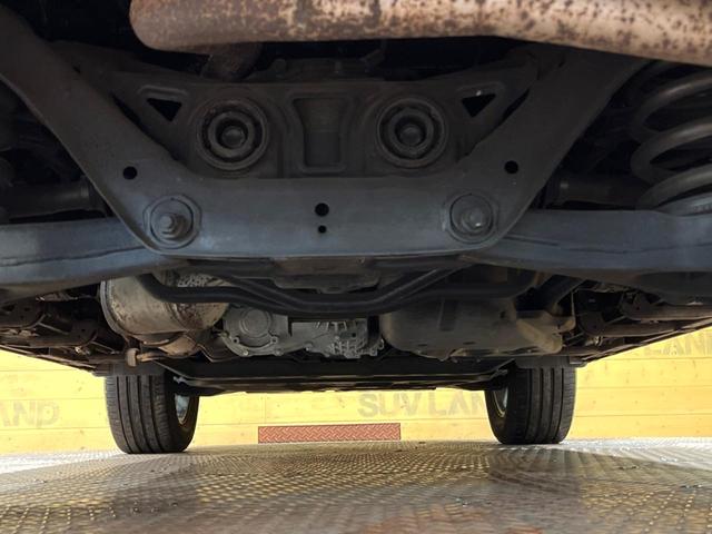 パジェロ ショート VR-II サンルーフ SDナビ バックカメラ クルーズコントロール パワーシート シートヒーター 禁煙車 HIDヘッド ETC 純正18インチアルミ Bluetooth再生 オートマティックハイビーム(18枚目)