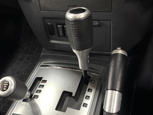 パジェロ ショート VR-II サンルーフ SDナビ バックカメラ クルーズコントロール パワーシート シートヒーター 禁煙車 HIDヘッド ETC 純正18インチアルミ Bluetooth再生 オートマティックハイビーム(33枚目)