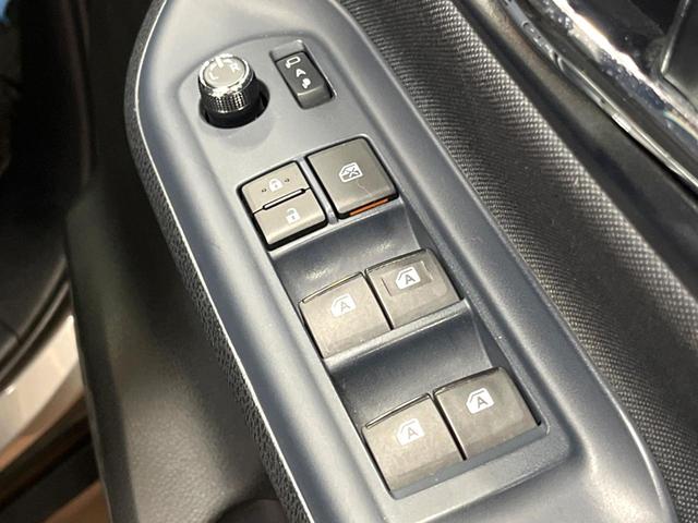ヴォクシー ＺＳ　煌　フリップダウンモニター　９型ナビ　バックカメラ　両側電動ドア　ＬＥＤヘッド　禁煙車　フルセグＴＶ　Ｂｌｕｅｔｏｏｔｈ再生　ＥＴＣ　純正１６インチＡＷ　デュアルオートエアコン　オートライト　スマートキー（22枚目）
