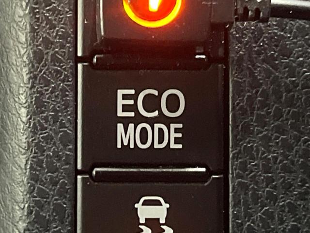 ヴォクシー ＺＳ　煌　フリップダウンモニター　９型ナビ　バックカメラ　両側電動ドア　ＬＥＤヘッド　禁煙車　フルセグＴＶ　Ｂｌｕｅｔｏｏｔｈ再生　ＥＴＣ　純正１６インチＡＷ　デュアルオートエアコン　オートライト　スマートキー（30枚目）