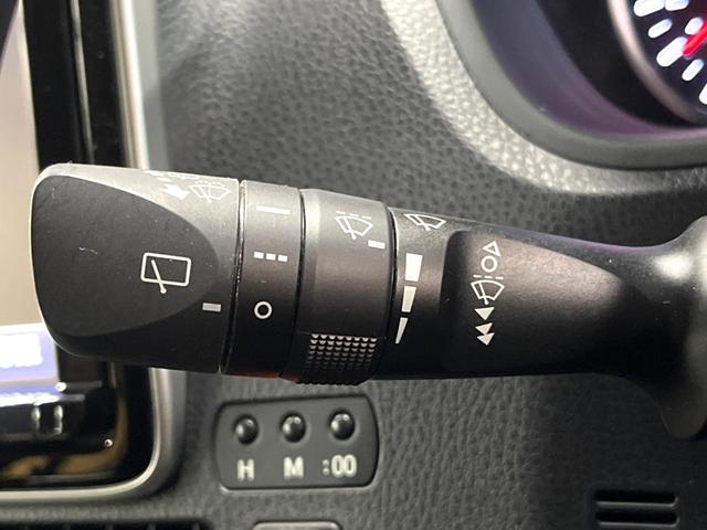 ヴォクシー ＺＳ　煌　フリップダウンモニター　９型ナビ　バックカメラ　両側電動ドア　ＬＥＤヘッド　禁煙車　フルセグＴＶ　Ｂｌｕｅｔｏｏｔｈ再生　ＥＴＣ　純正１６インチＡＷ　デュアルオートエアコン　オートライト　スマートキー（34枚目）