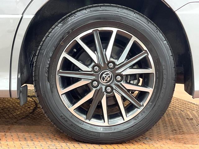 ヴォクシー ＺＳ　煌　フリップダウンモニター　９型ナビ　バックカメラ　両側電動ドア　ＬＥＤヘッド　禁煙車　フルセグＴＶ　Ｂｌｕｅｔｏｏｔｈ再生　ＥＴＣ　純正１６インチＡＷ　デュアルオートエアコン　オートライト　スマートキー（40枚目）