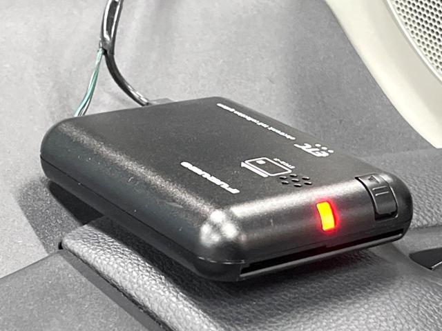 ヤリスクロス Ｘ　禁煙車　純正ナビ　バックカメラ　セーフティセンス　レーダークルーズ　Ｂｌｕｅｔｏｏｔｈ　ＥＴＣ　クリアランスソナー　ステアリングスイッチ　オートブレーキホールド　オートマチックハイビーム（6枚目）