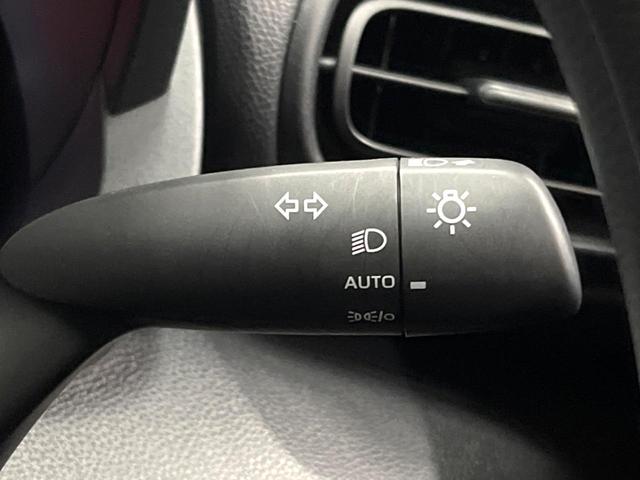 ヤリスクロス Ｘ　禁煙車　純正ナビ　バックカメラ　セーフティセンス　レーダークルーズ　Ｂｌｕｅｔｏｏｔｈ　ＥＴＣ　クリアランスソナー　ステアリングスイッチ　オートブレーキホールド　オートマチックハイビーム（7枚目）